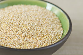 bio-brot-backen-quinoa